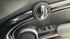 MINI Hatchback 1.5 Cooper Classic Premium 5dr Auto Petrol Hatchback